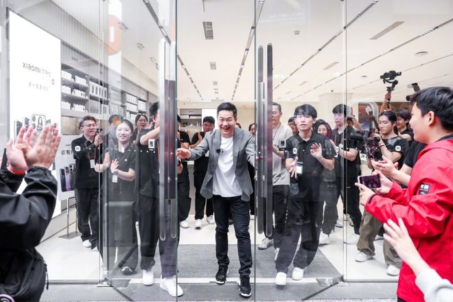 eta 研发机器人项目;国内发布「脑机接口标准」 极客早知道pg电子模拟器免费版小米17开售5分钟破国产机销售纪录;M(图3) eta 研发机器人项目;国内发布「脑机接口标准」 极客早知道pg电子模拟器免费版小米17开售5分钟破国产机销售纪录;M(图3)